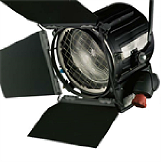 Studio 2kW Tungsten Fresnel PO image 1