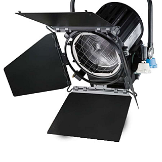 Studio 1kW Tungsten Fresnel MO image 1
